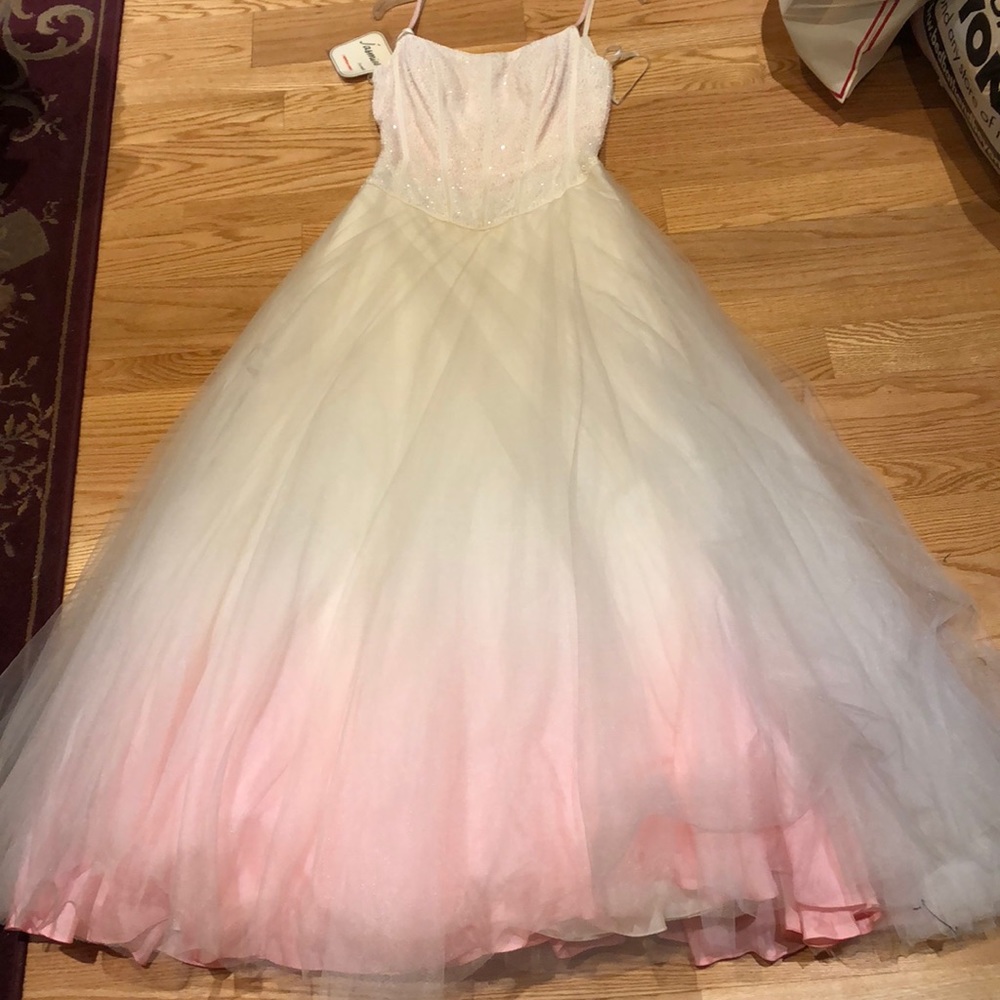 Jasmine Gown